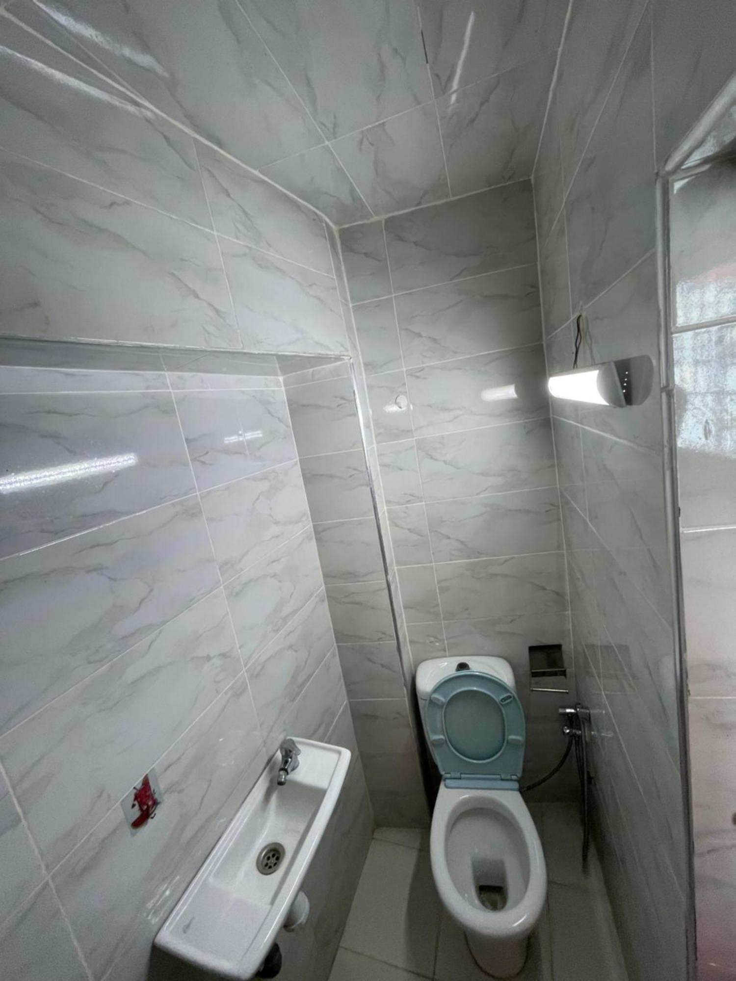The Blue Gate House Apartment เฟส ภายนอก รูปภาพ